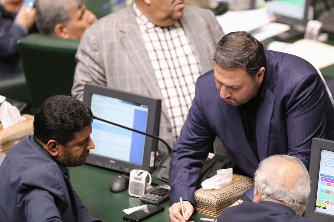 دومین نشست بررسی لایحه بودجه 1404 در صحن علنی مجلس