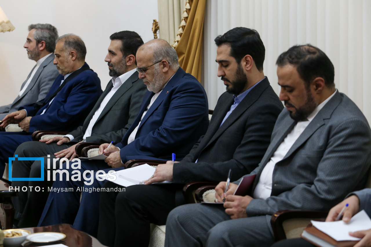 دیدار وزیر انرژی روسیه با لاریجانی