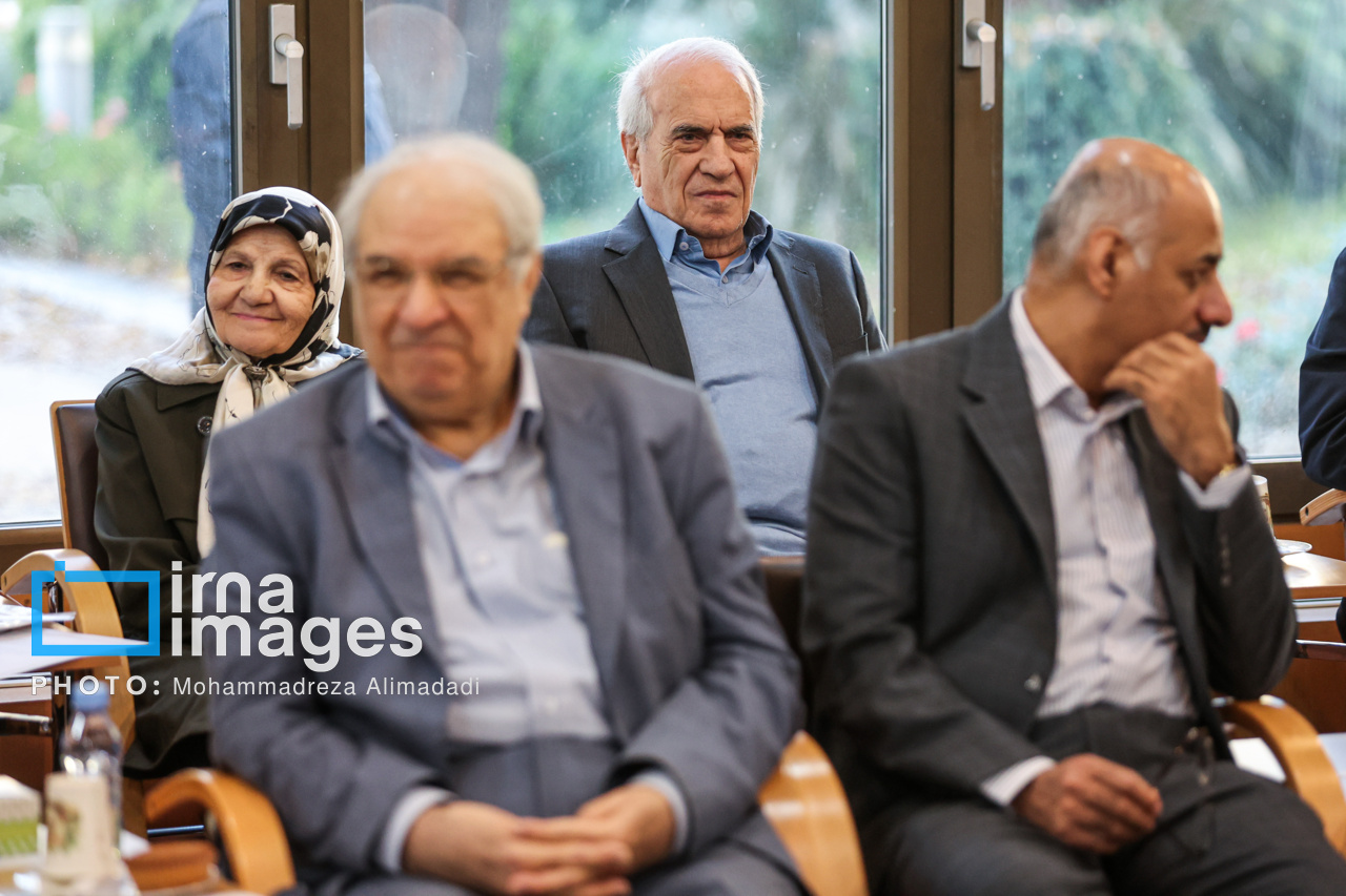 دیدار جمعی از اعضای جامعه پزشکان با رئیس جمهور