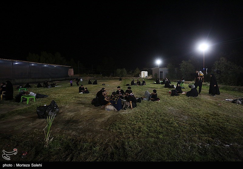 پیاده روی زائرین اربعین حسینی از طریق العلما