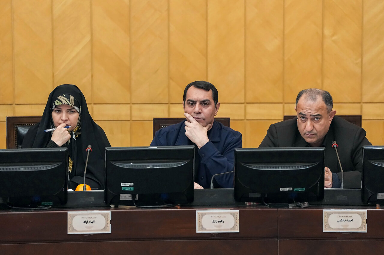 جلسه کمیسیون تلفیق لایحه بودجه ۱۴۰۵ با حضور قالیباف