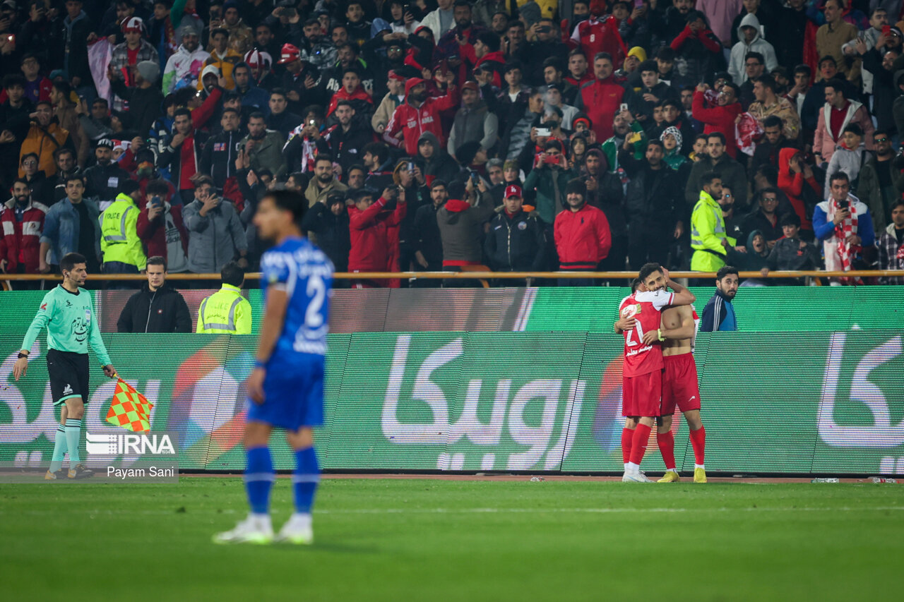 پرسپولیس و استقلال