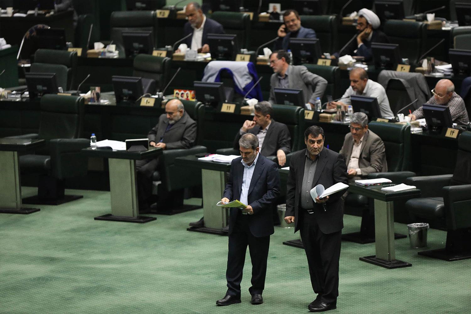 نشست بررسی برنامه هفتم توسعه در مجلس 