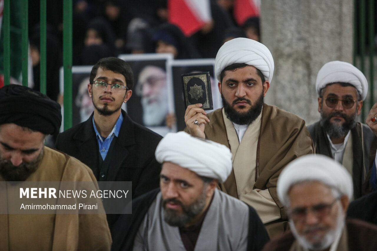 اجتماع حوزویان قم در محکومیت اهانت به قرآن و ولایت