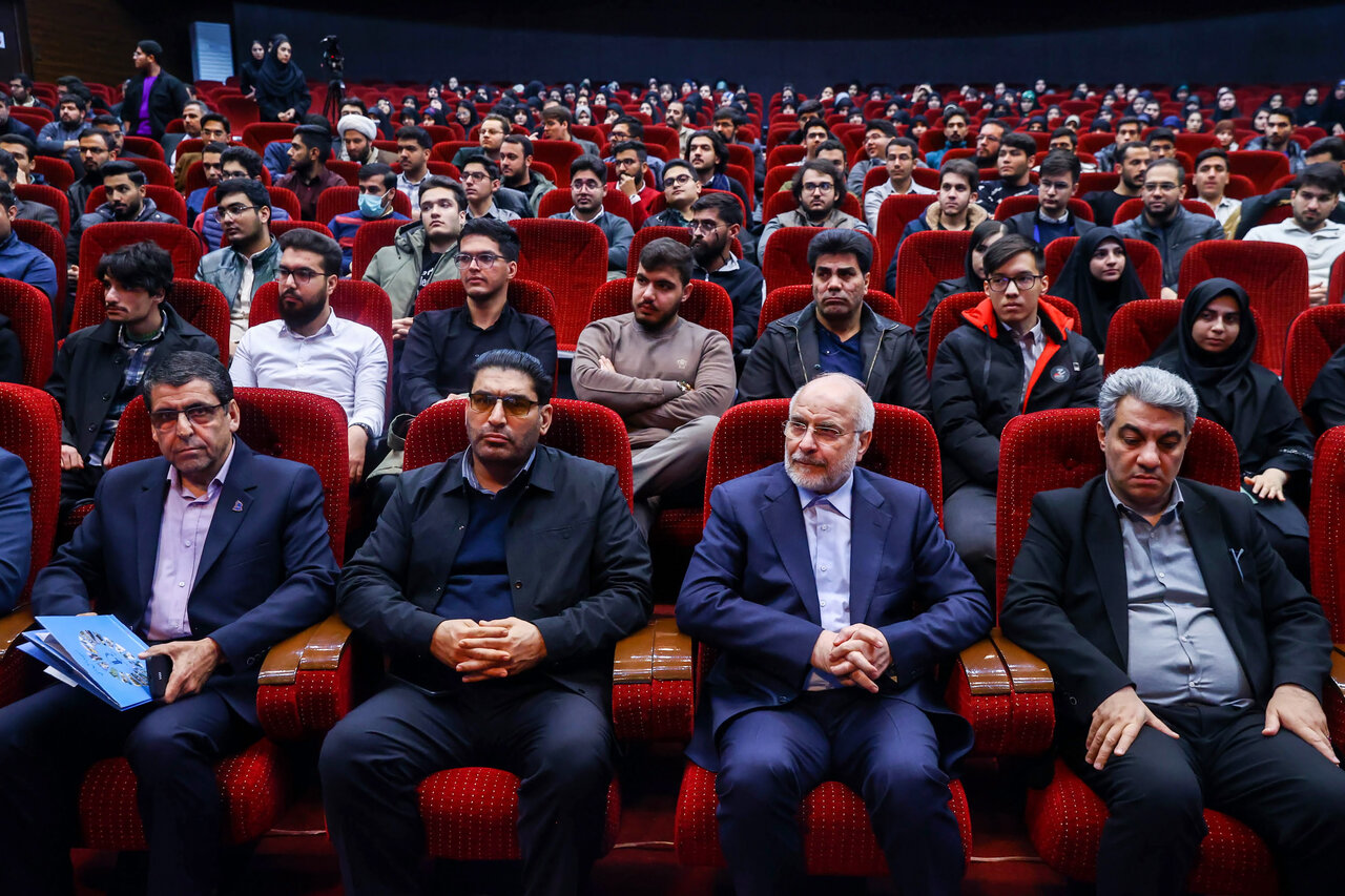 مراسم بزرگداشت روز دانشجو  با حضور قالیباف