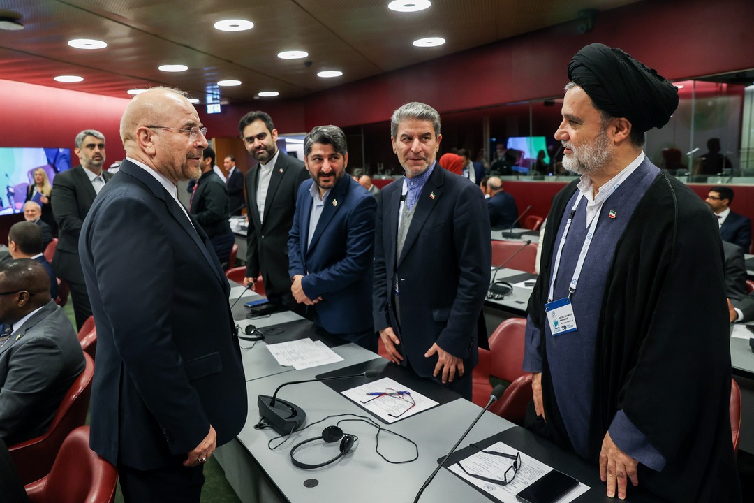 لحظاتی پیش از ورود محمدباقر قالیباف به محل اجلاس IPU در ژنو