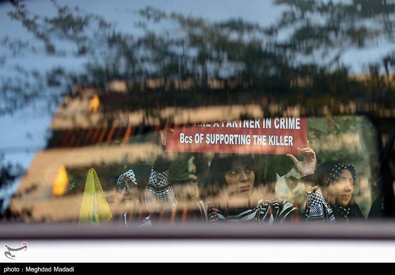 تجمع مردمی مقابل دفتر سازمان ملل در تهران