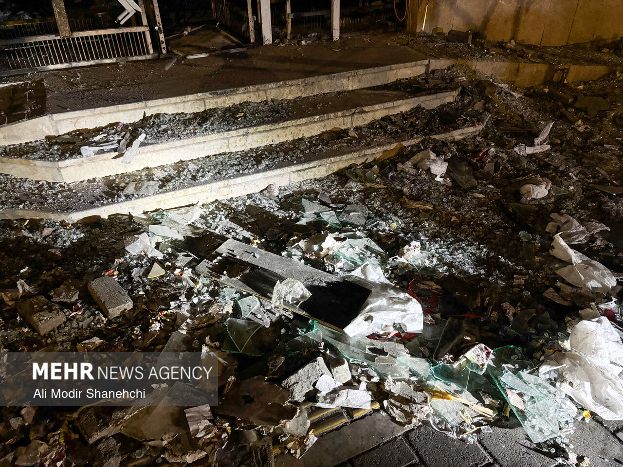 تخریب‌های اغتشاشگران در مشهد