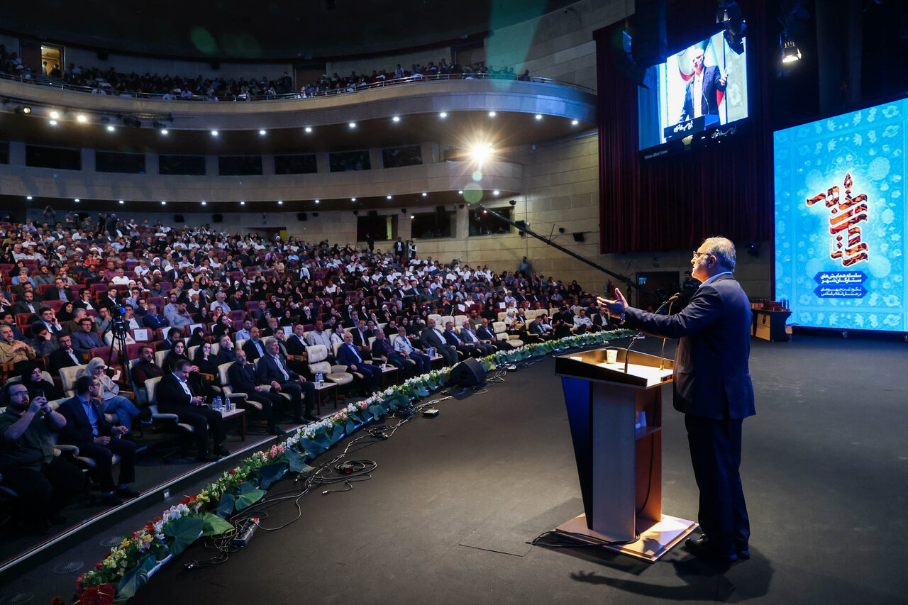  آیین رونمایی از مجموعه ۳۰ جلدی استعمارشناسی ایرانی با حضور قالیباف