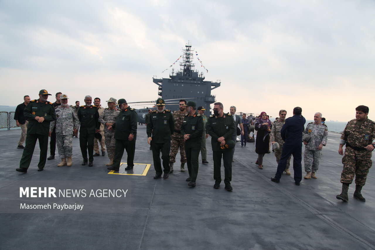 الحاق ناو پهپاد بر شهید باقری