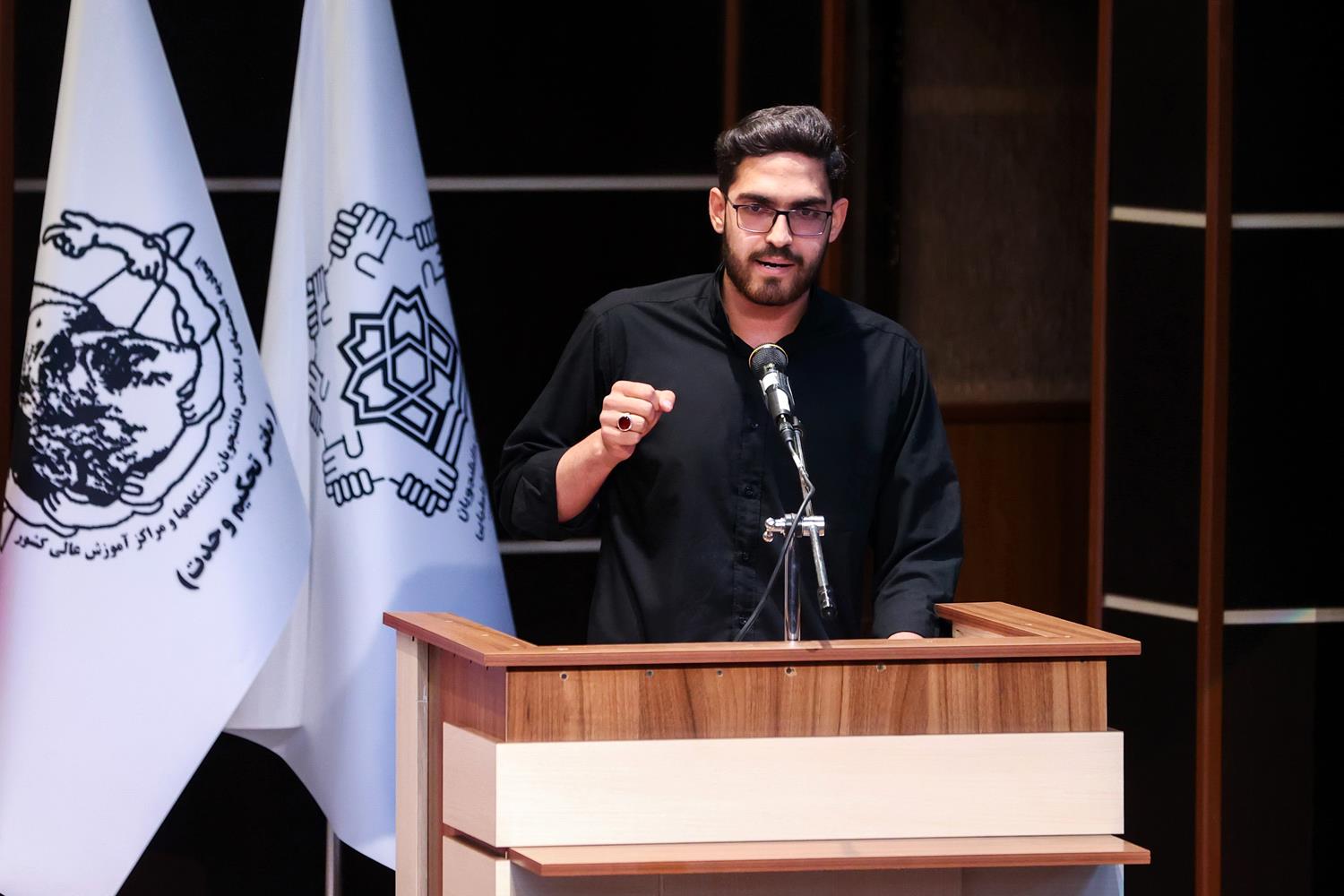 نشست قالیباف با جمعی از اعضای دفتر تحکیم وحدت