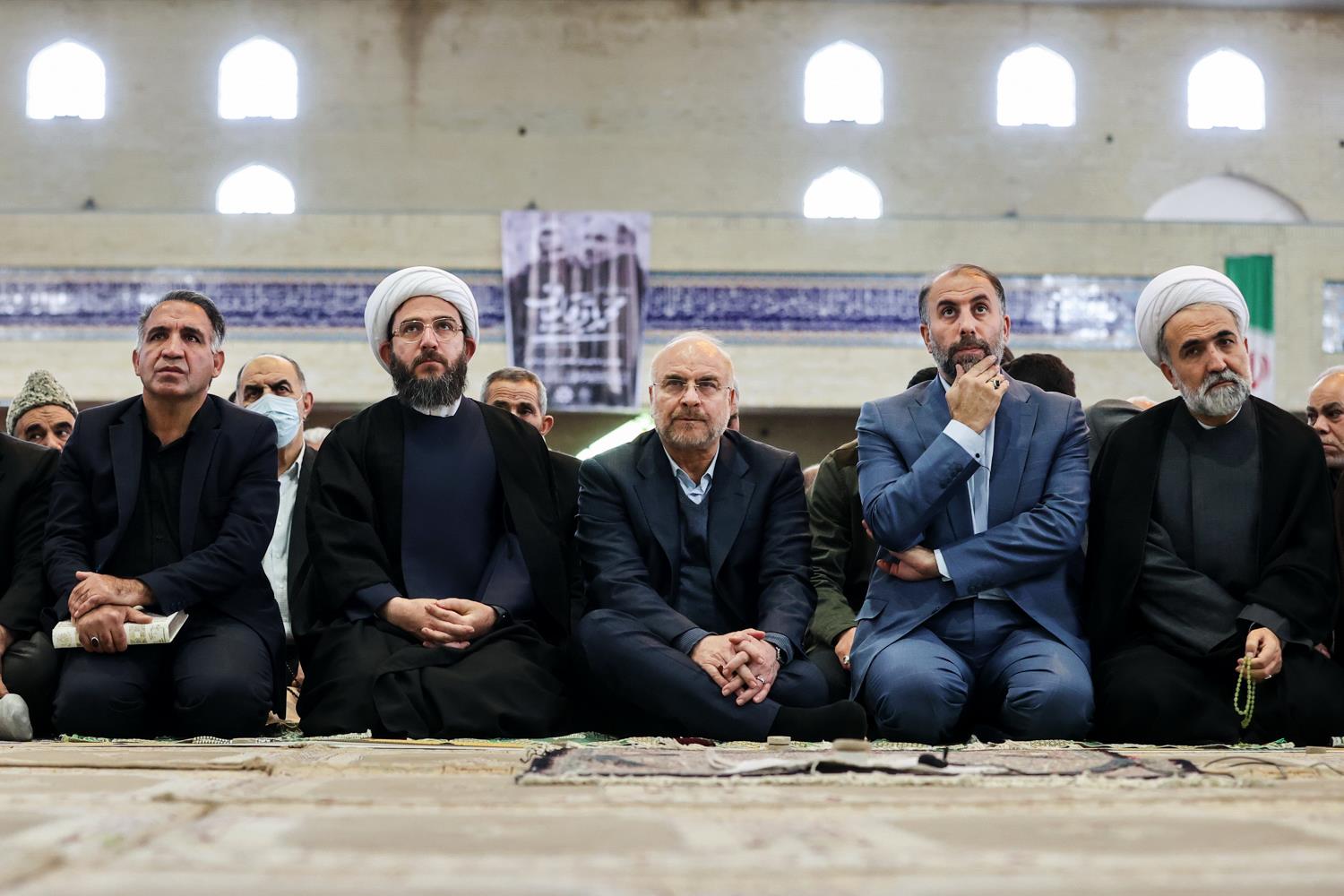 حضور قالیباف در نماز جمعه اسلامشهر 