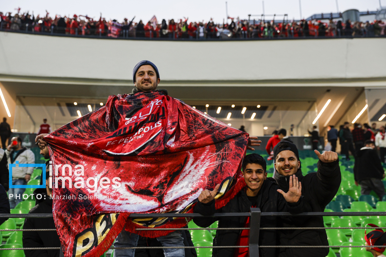 لیگ برتر فوتبال - پرسپولیس و تراکتور