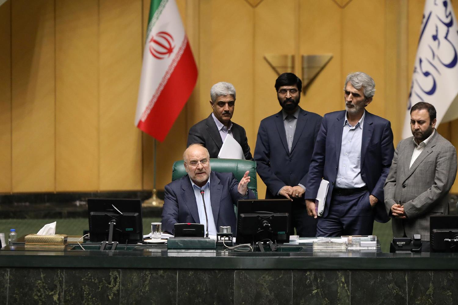 چهل و یکمین نشست بررسی برنامه هفتم توسعه در صحن علنی مجلس شورای اسلامی
