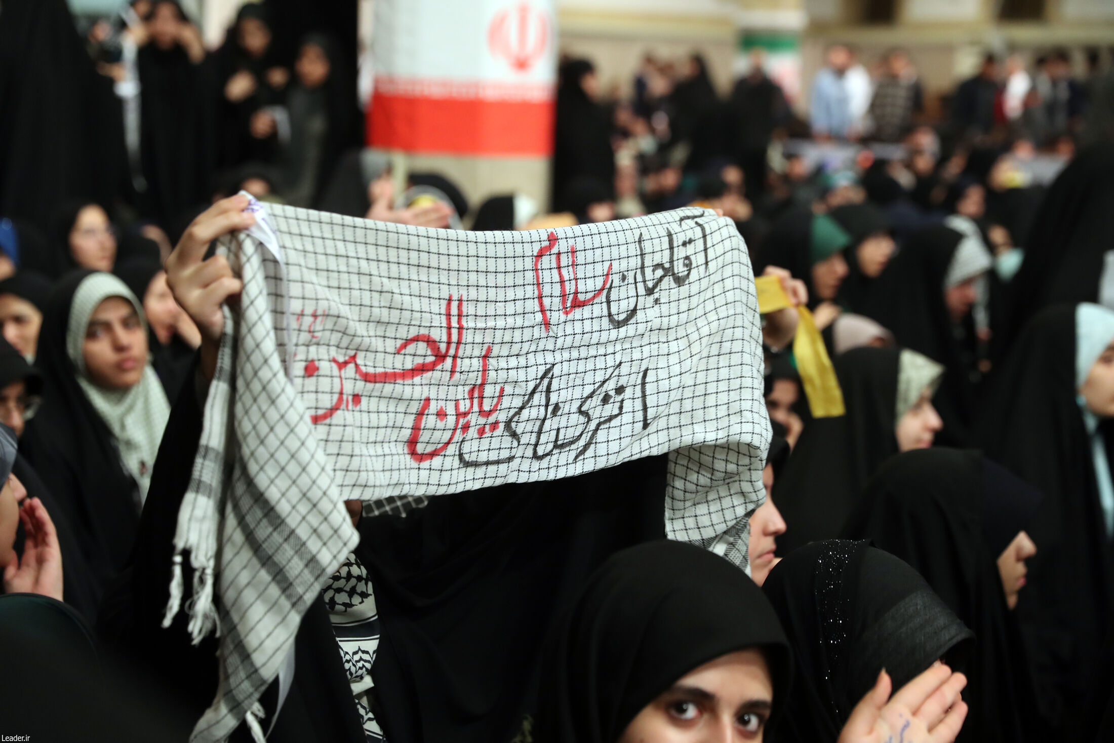 تصاویری از دیدار دانش‌آموزان و دانشجویان با رهبر انقلاب