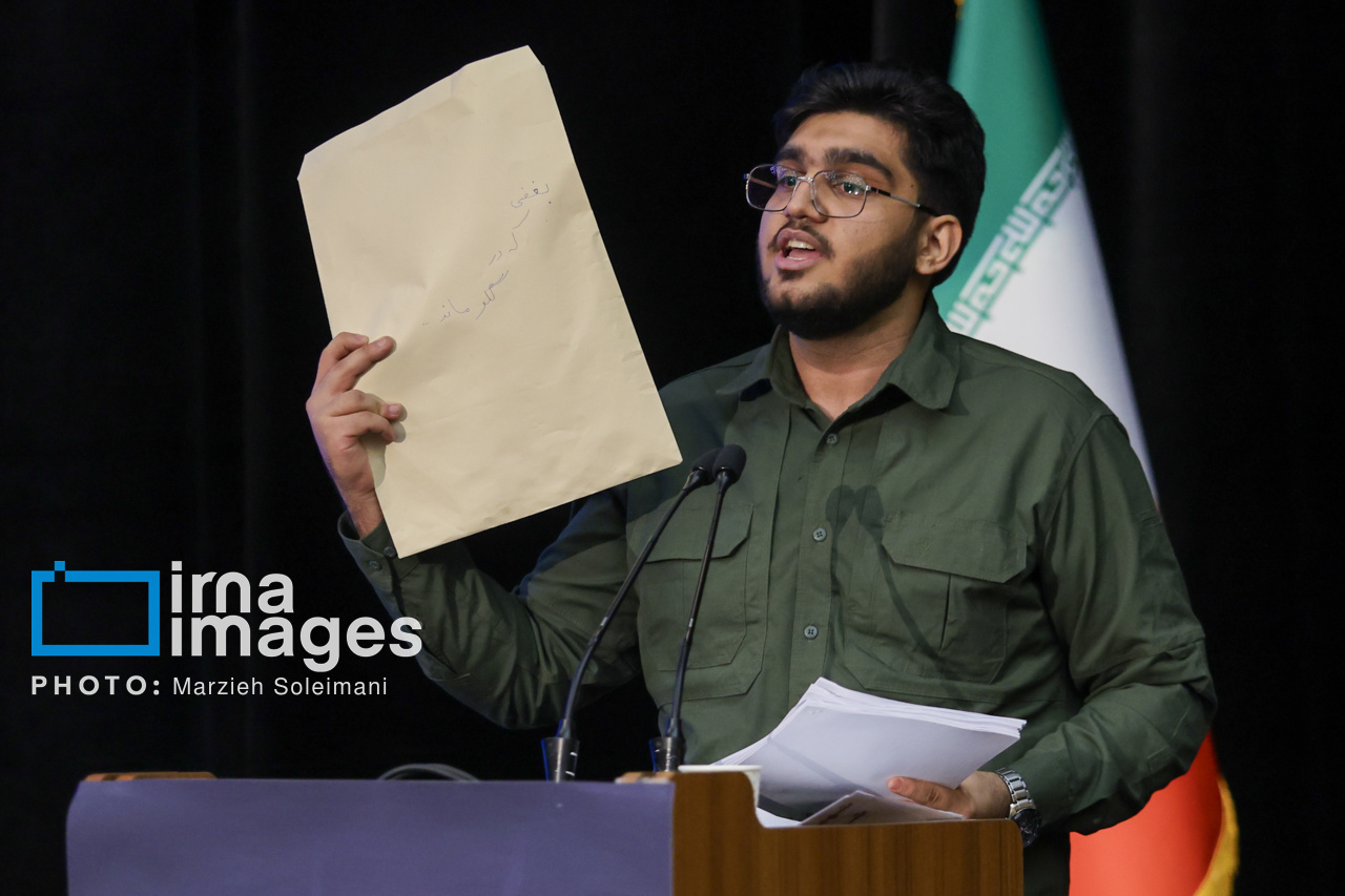 مراسم روز دانشجو با حضور رئیس جمهور