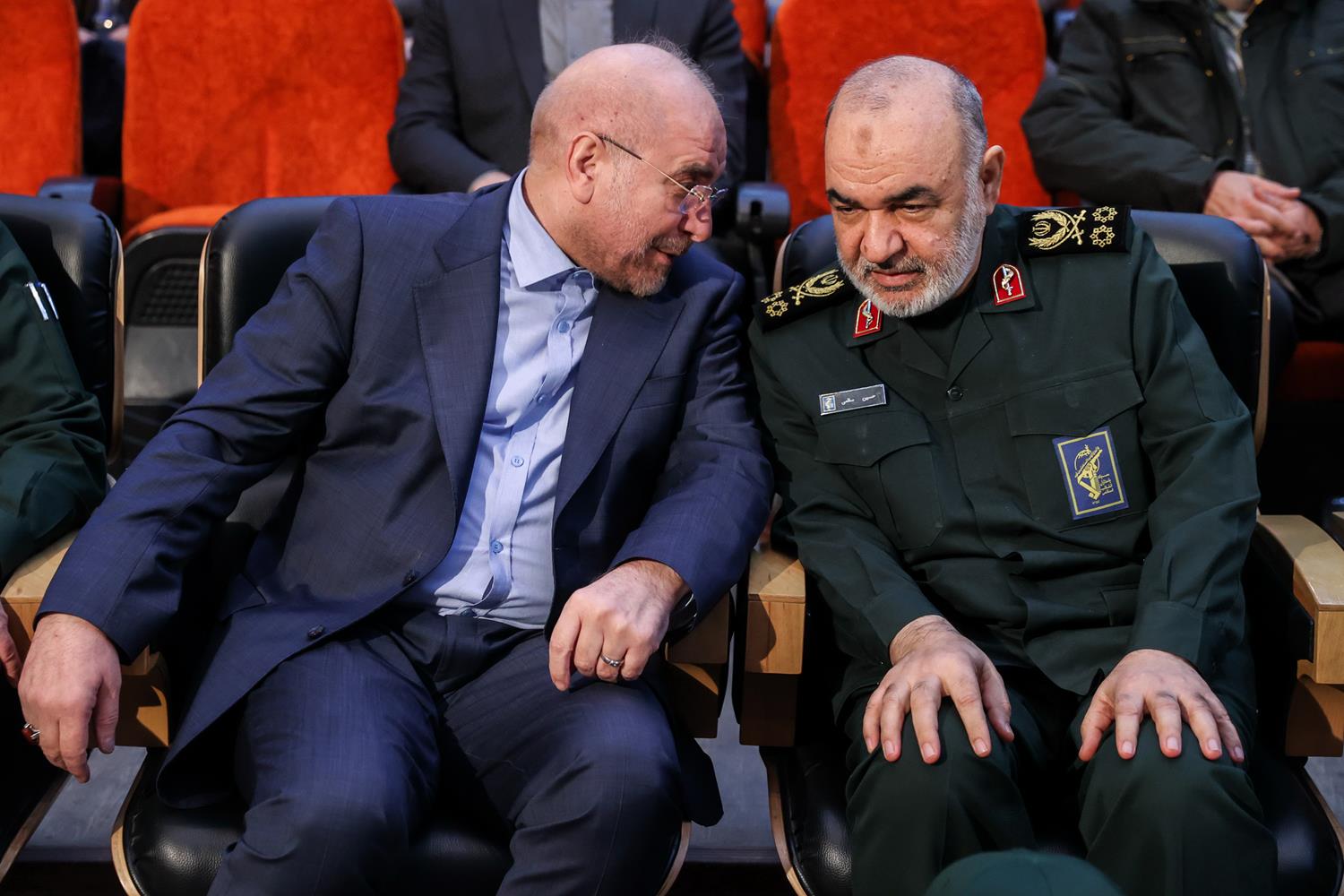 حضور قالیباف در همایش فاتحان بی‌نشان