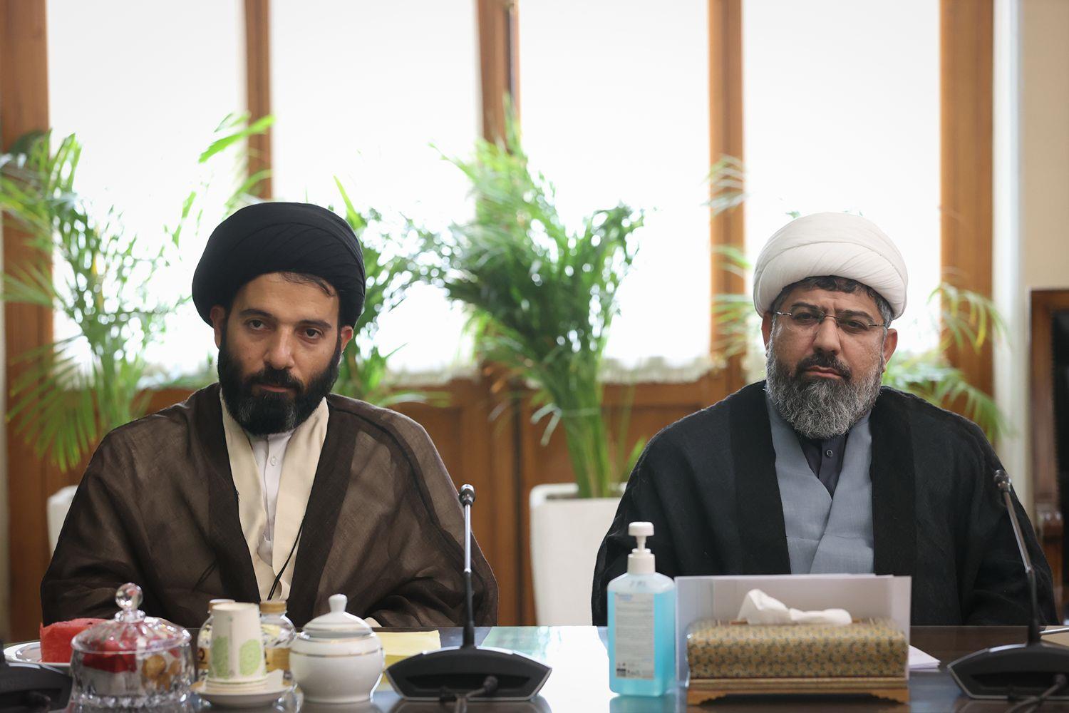 دیدار علماء، مدیران اجرایی و نماینده شهرستان‌های مسجد سلیمان، لالی، اندیکا و هفتکل با قالیباف