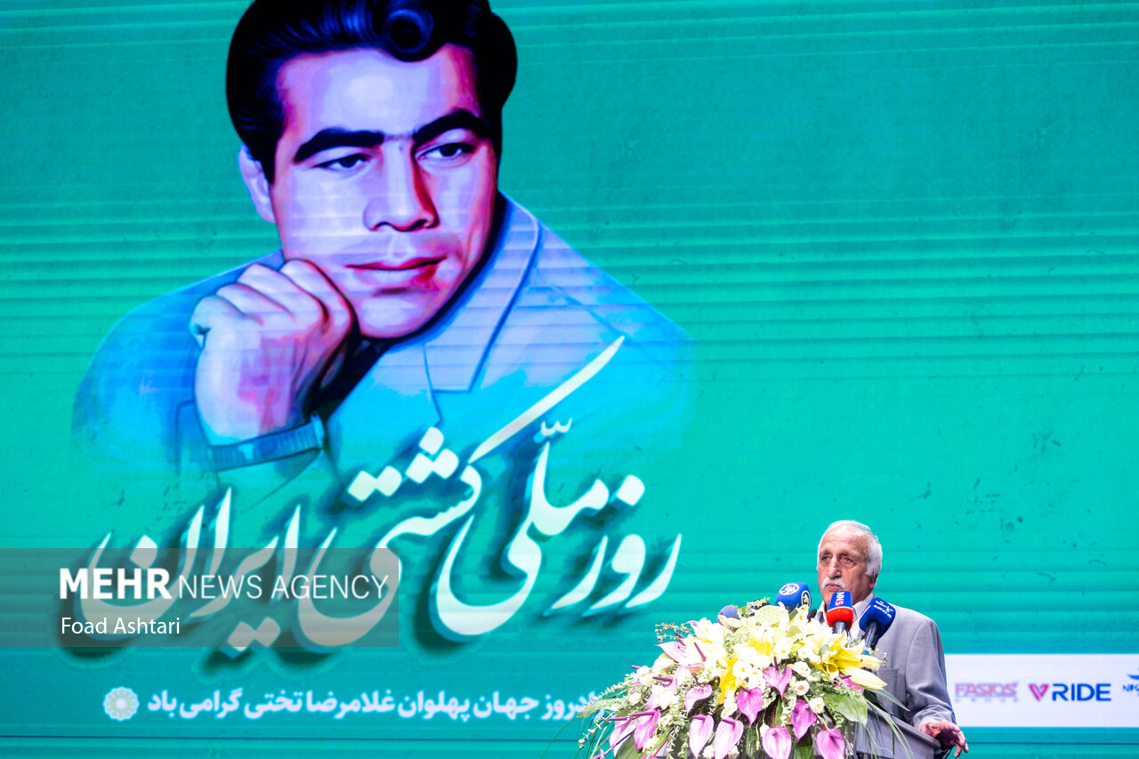 مراسم تجلیل از کشتی‌گیران مدال‌آور المپیک