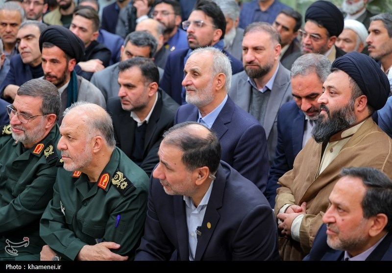 دیدار دست‌اندرکاران برگزاری کنگره شهدای کاشان با رهبر انقلاب