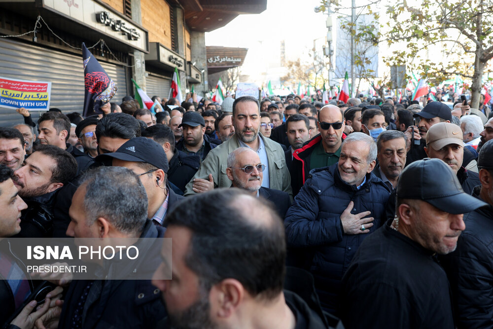 تجمع انقلابی مردم تهران