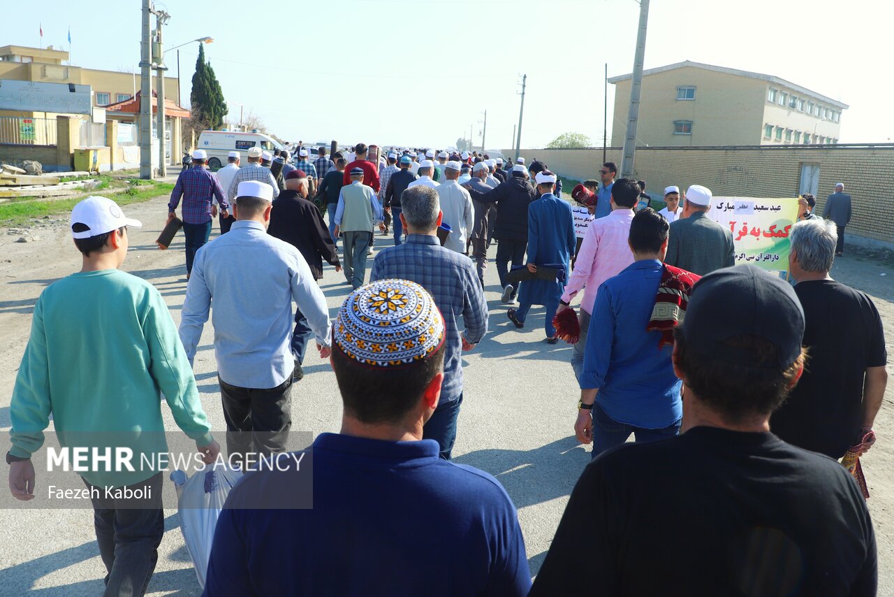 اقامه نماز عید سعید فطر در ترکمن صحرا