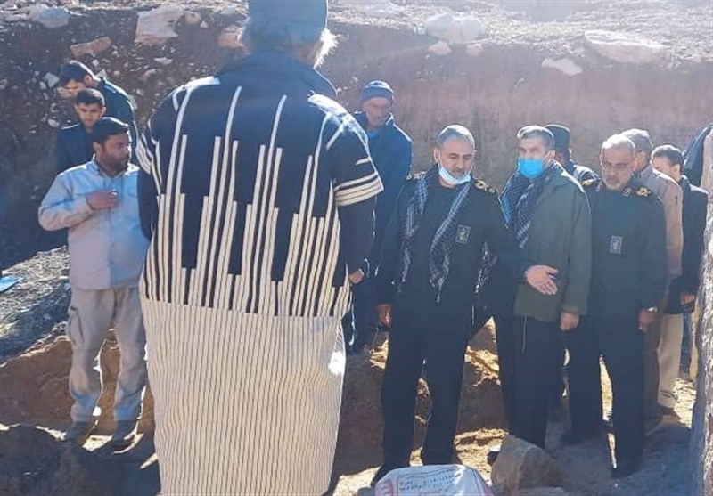  بازدید سردار فدوی از مناطق زلزله‌زده اندیکا