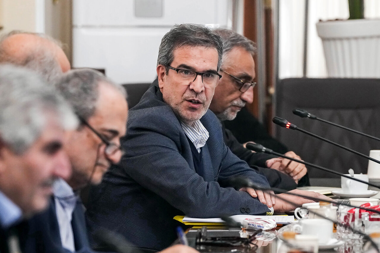 دیدار وزیر علوم و جمعی از رؤسای دانشگاه‌ها با قالیباف