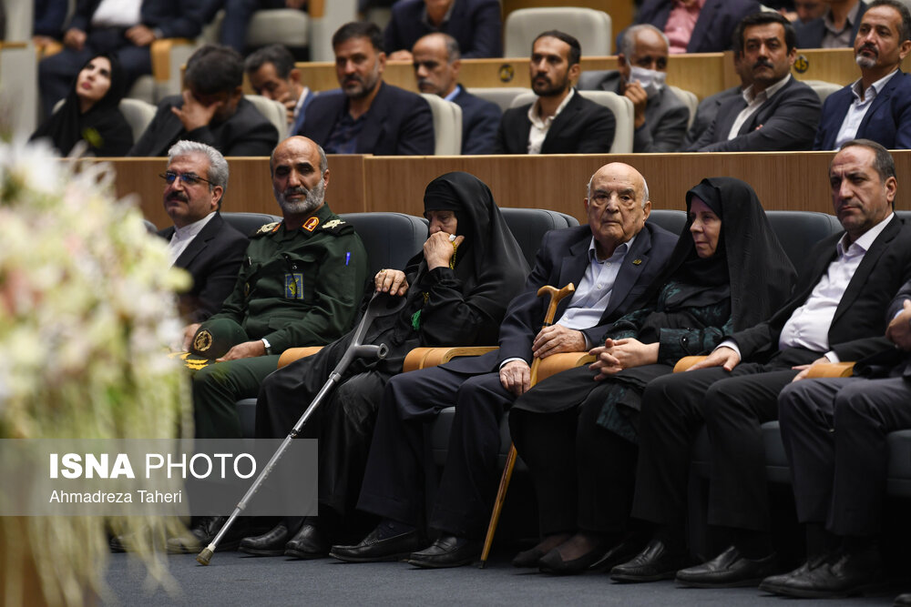 سفر رئیس جمهور به اصفهان