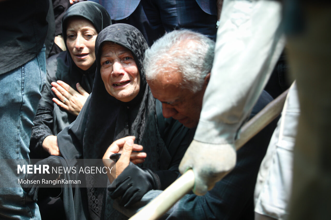 تشییع ‌پیکر شهدای تعرض رژیم اشغالگر صهیونیستی به ایران