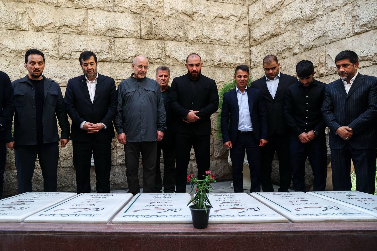 تقدیر از مدال‌آوران، کادر فنی و مسئولان تیم‌های ملی کشتی آزاد و فرنگی