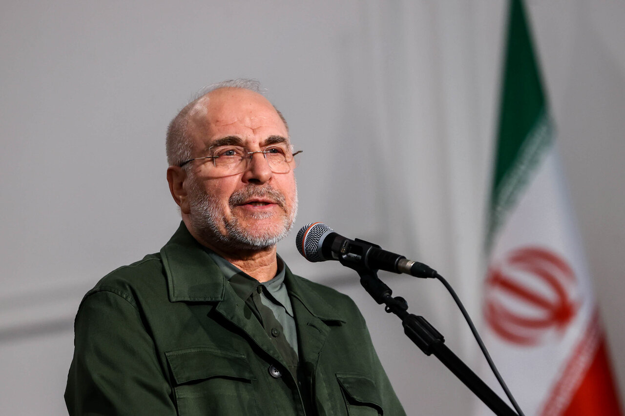 آئین گرامیداشت روز کتاب و کتابخوانی با حضور قالیباف