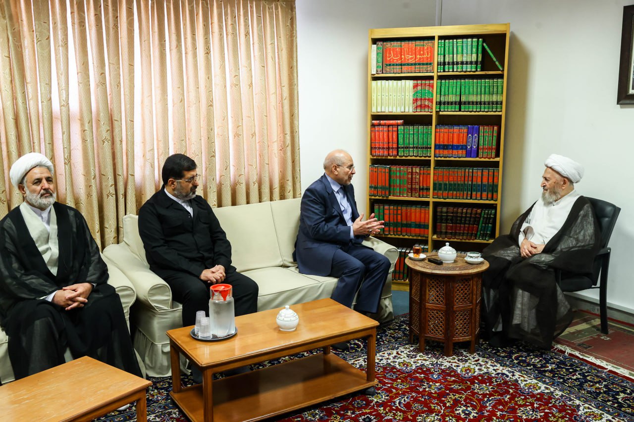 دیدار قالیباف با آیت‌الله‌العظمی شیخ جعفر سبحانی