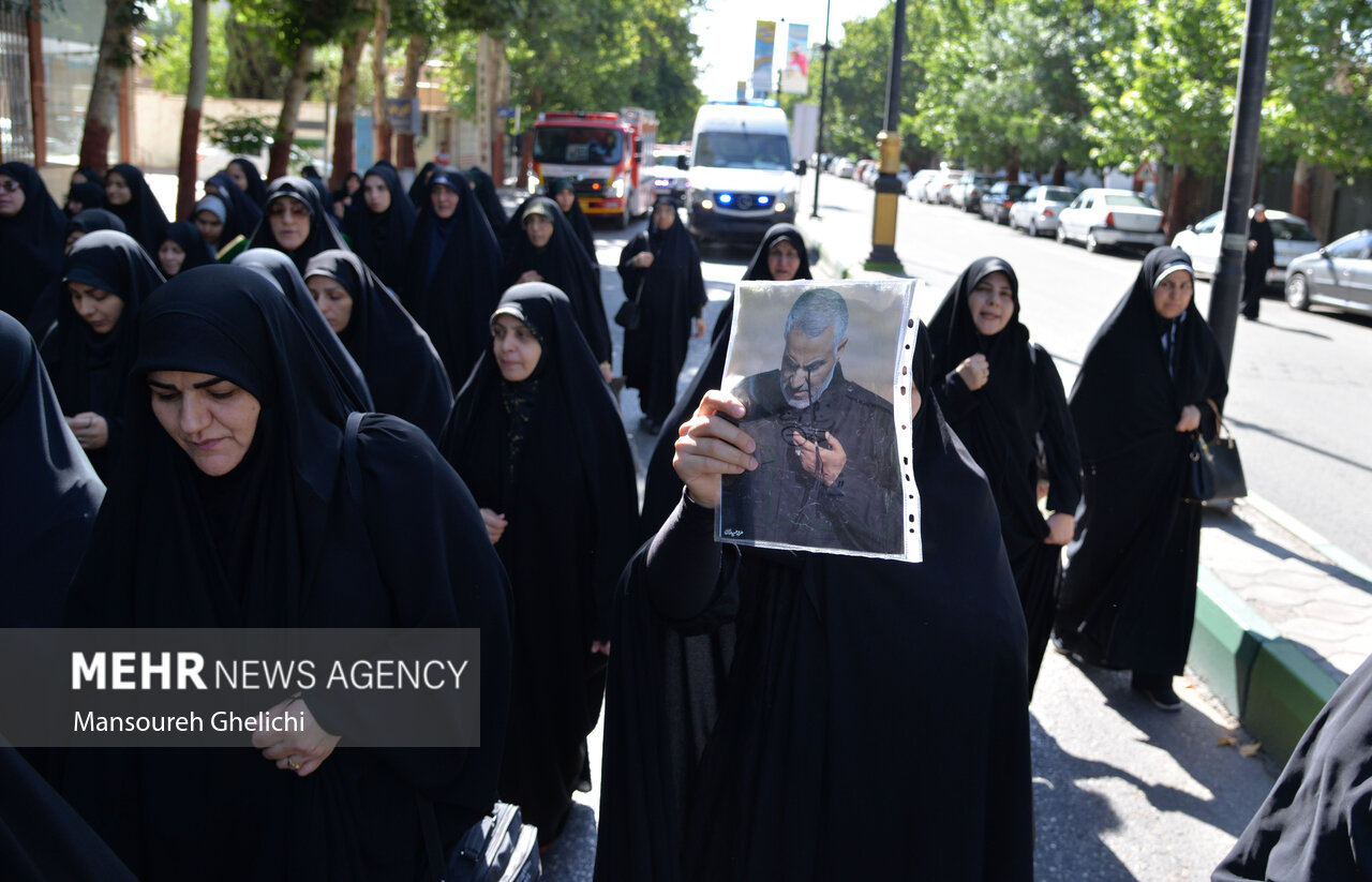 تشییع پیکر شهید راه وطن «مجید وفایی» در شاهرود