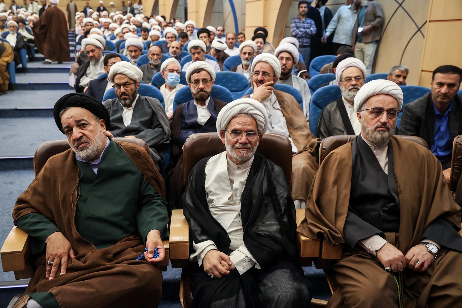  همایش بزرگ راویان مکتب حسینی(ع) در قم با حضور قالیباف