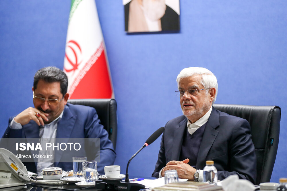 جلسه شورای معاونین وزارت صمت با حضور عارف