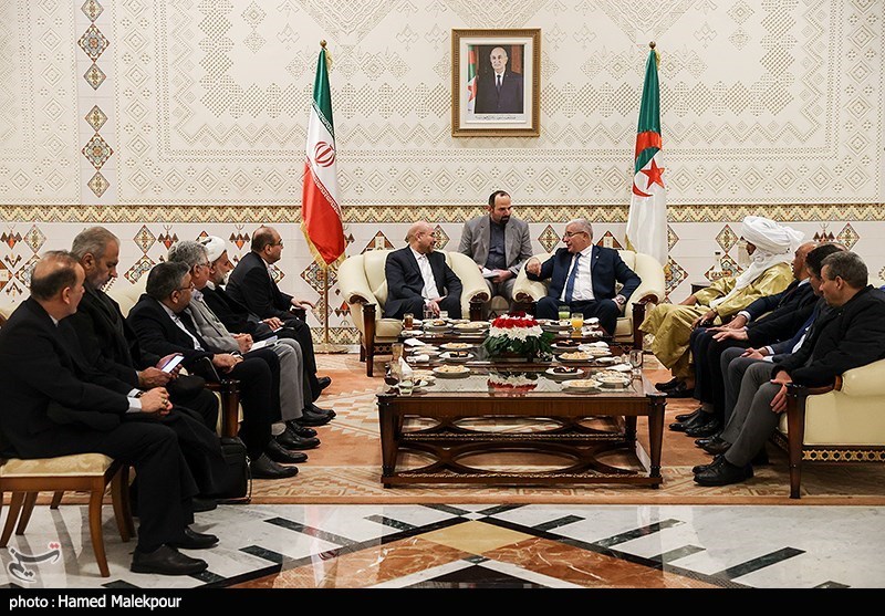 ورود قالیباف به الجزیره با استقبال رئیس مجلس الجزایر 