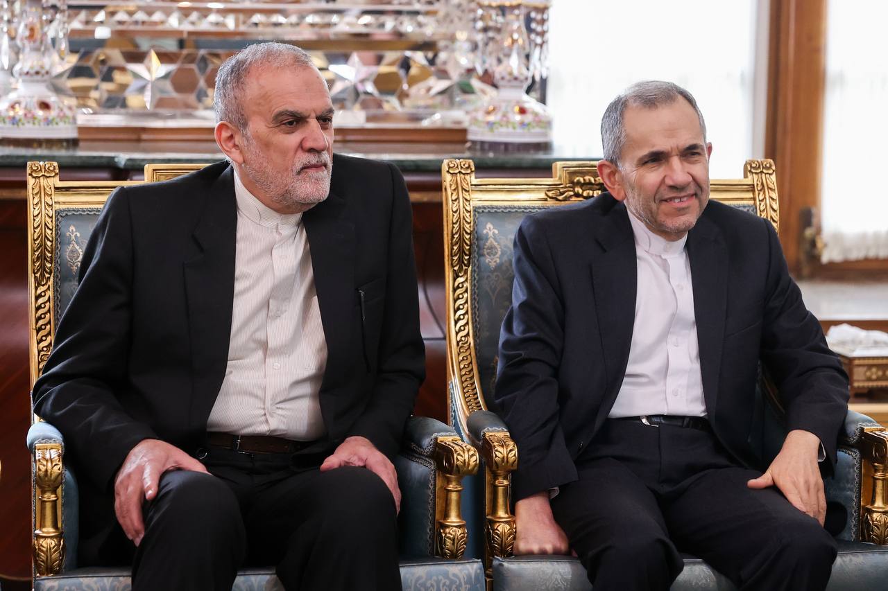 دیدارهای نوروزی جمعی از مسئولان نظام با قالیباف