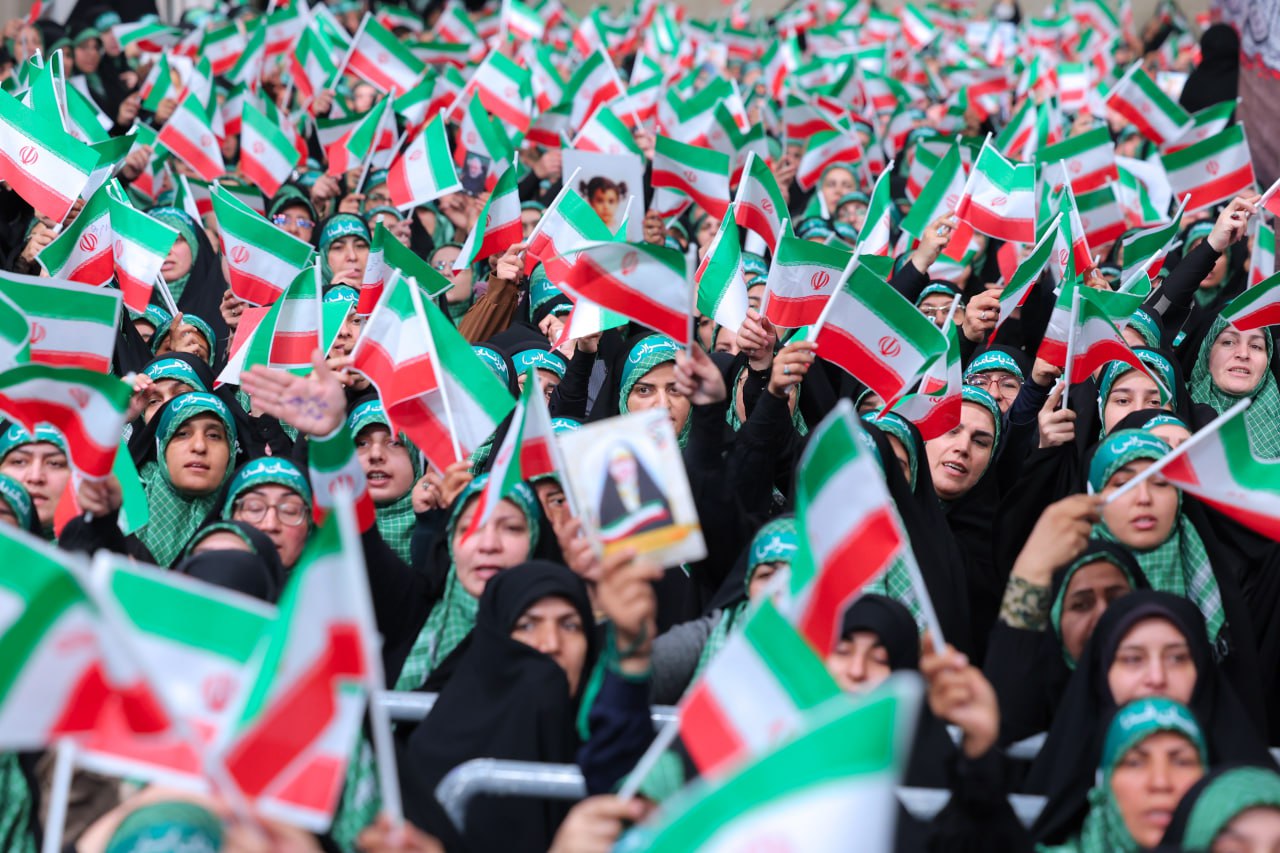 مراسم روز بسیج در حسینیه امام خمینی(ره)