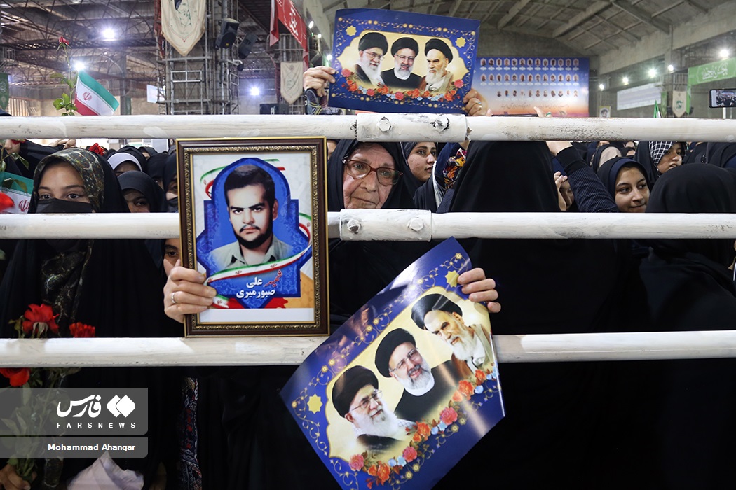 دیدار رئیس‌جمهور با اقشار مختلف مردم اهواز