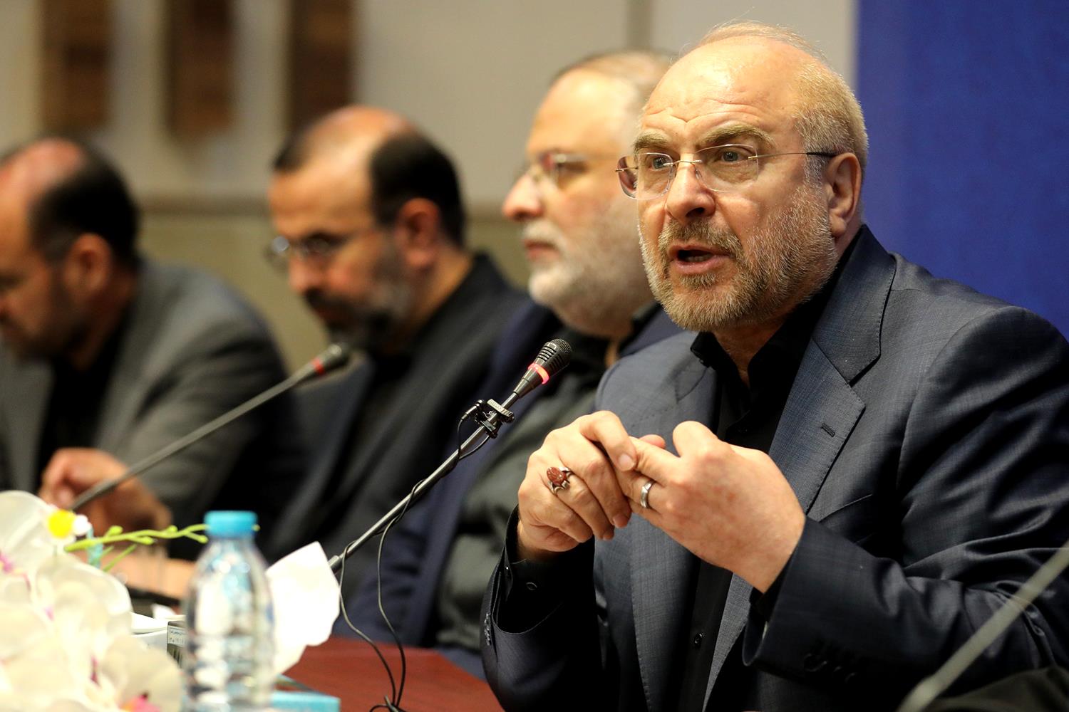 حضور قالیباف در شورای اداری شهرستان بوئین‌زهرا