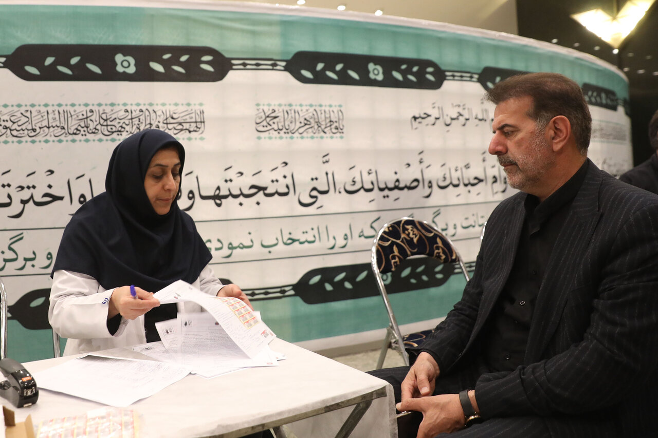 اهدای خون نمایندگان مجلس به مناسبت روز مجلس