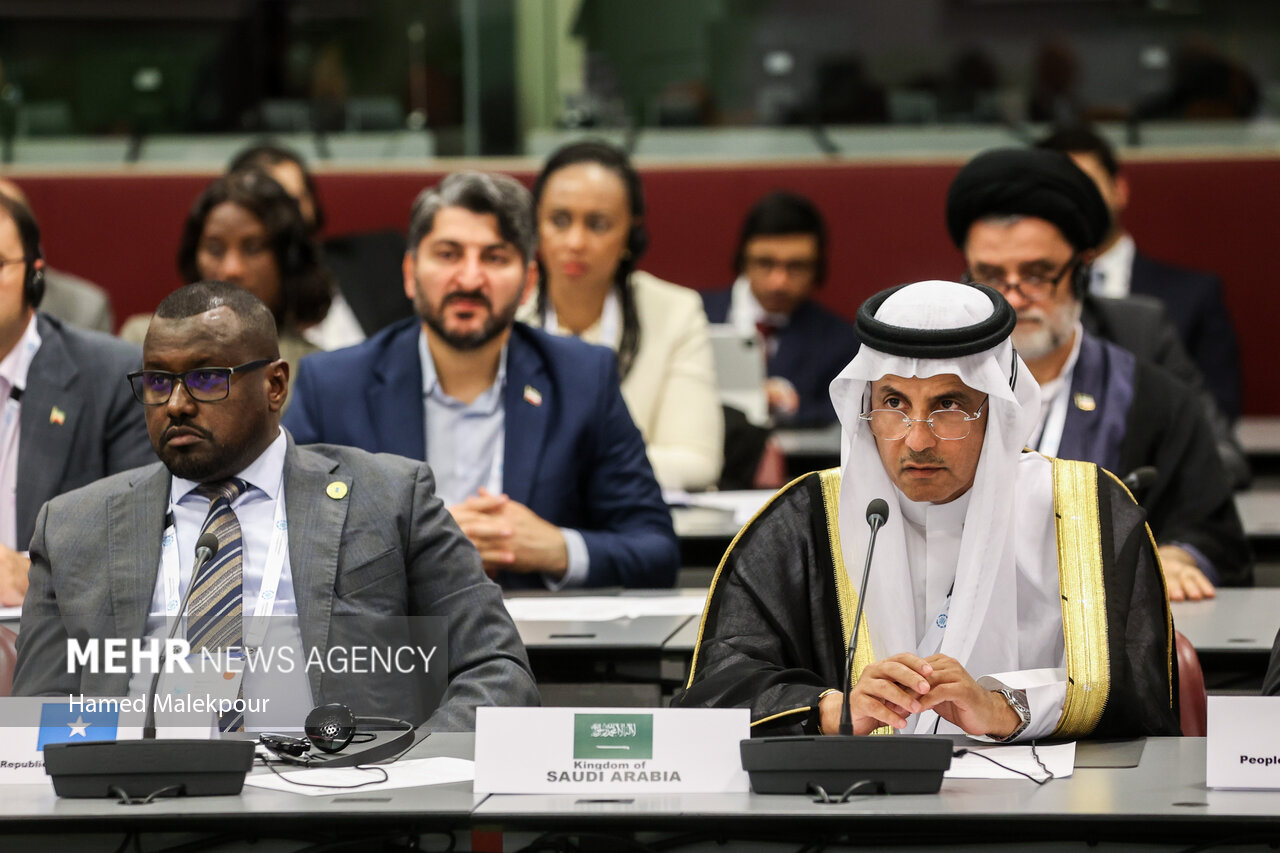 اولین روز سفر رئیس مجلس به ژنو