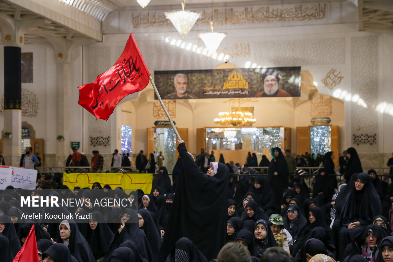 اجتماع بزرگ بانوان در حرم حضرت معصومه(س)