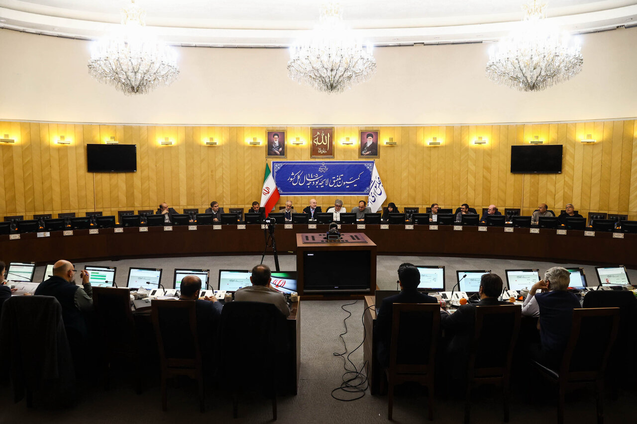 نشست اعضای کمیسیون تلفیق با رئیس مجلس