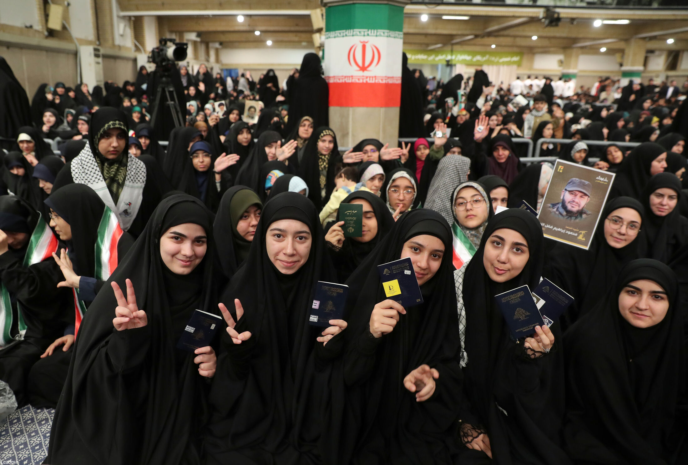 تصاویری از دیدار دانش‌آموزان و دانشجویان با رهبر انقلاب