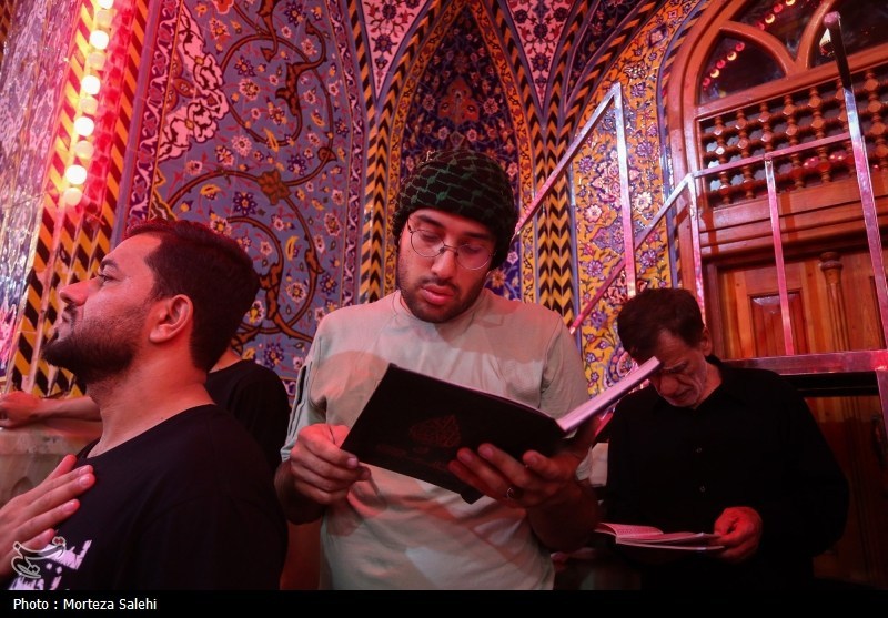 حرم مطهر امام حسین (ع) در شب اربعین