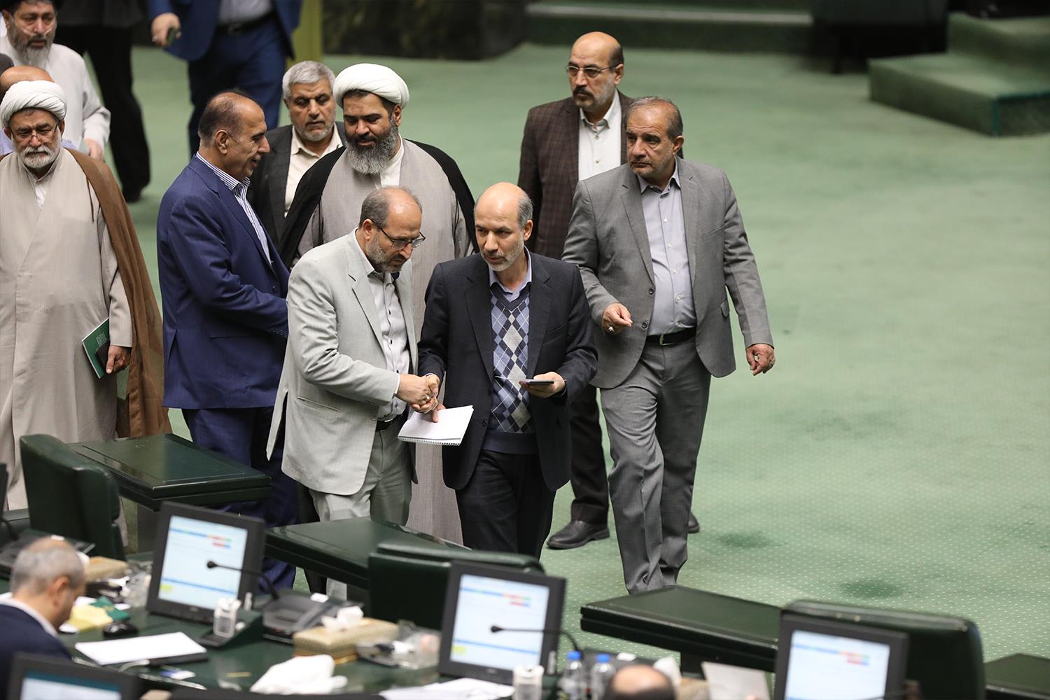 نشست بررسی برنامه هفتم توسعه در صحن علنی مجلس شورای اسلامی