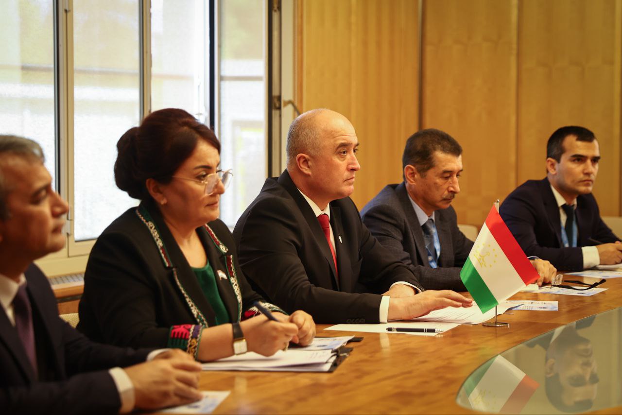 دیدار و نشست قالیباف و هیات پارلمانی