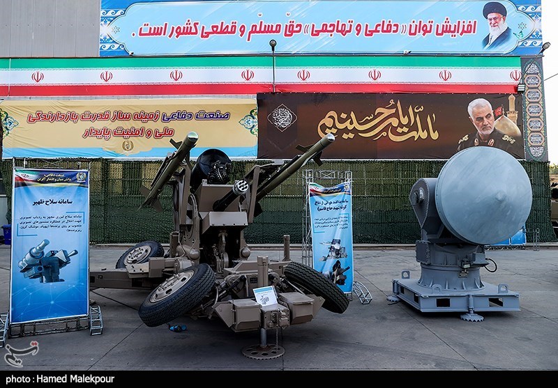  بازدید قالیباف از نمایشگاه صنایع دفاعی وزارت دفاع